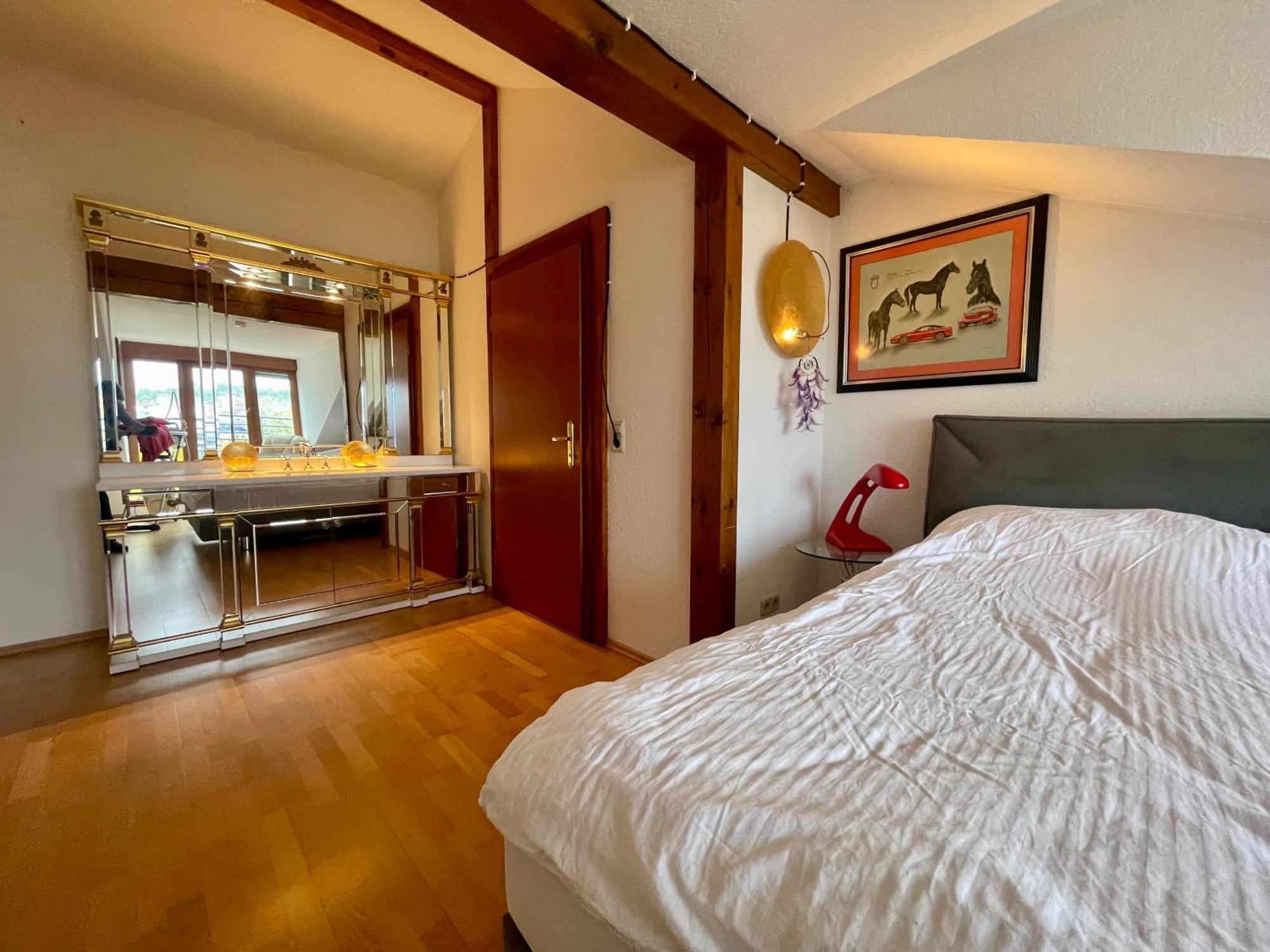 Wunderschoenes Grosses 3 Zimmer Apartament Zentrum Goldstadt Familienfreundlich Mit Garage 포르츠하임 외부 사진